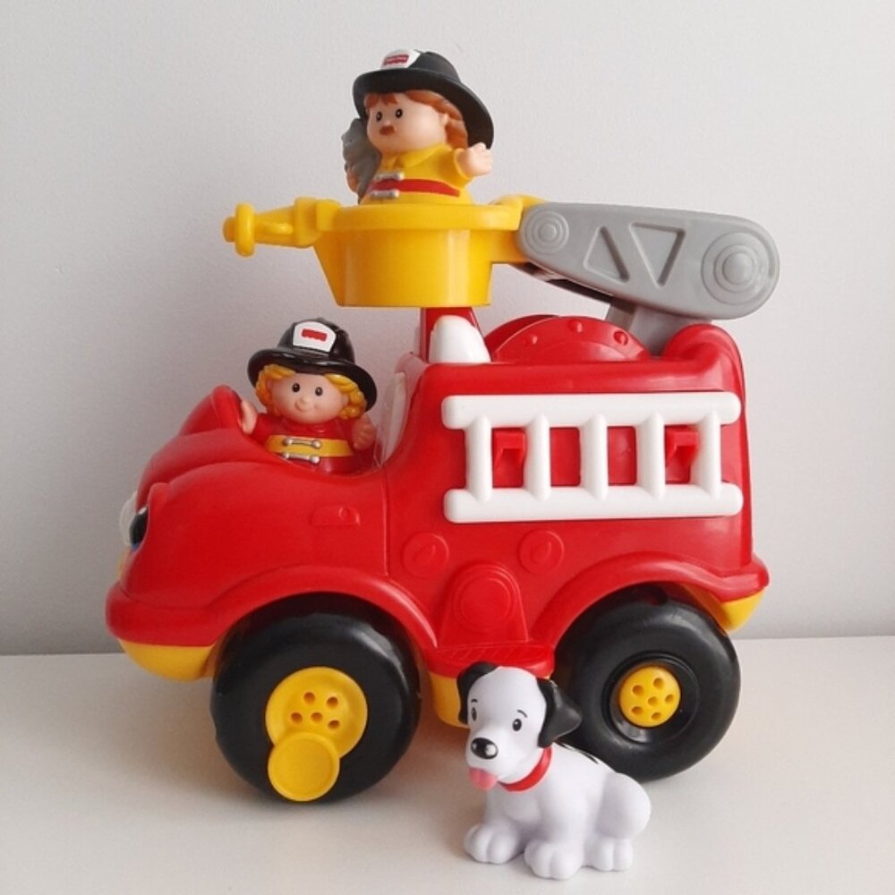 Fisher Price Little People Fire Truck And Little People Figures